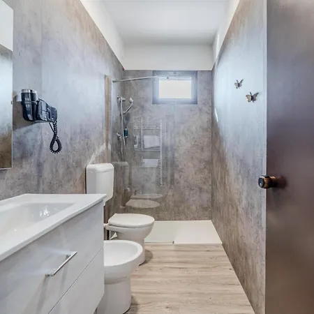 Confidence San Silvestro 4*