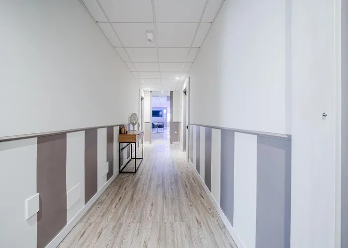 ホテル Confidence San Silvestro 4*