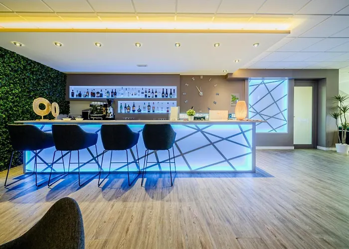 Confidence San Silvestro ホテル