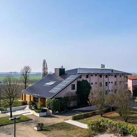 Confidence San Silvestro Hotel 4*