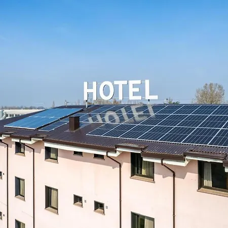 Hotel Confidence San Silvestro San Prospero