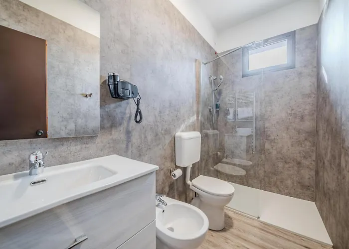 Confidence San Silvestro Hotel