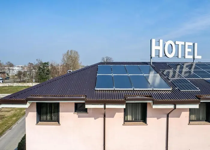 Confidence San Silvestro 4*