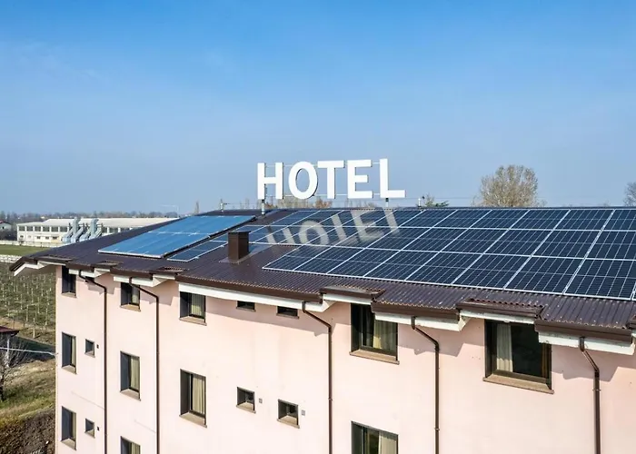 Hotel Confidence San Silvestro San Prospero